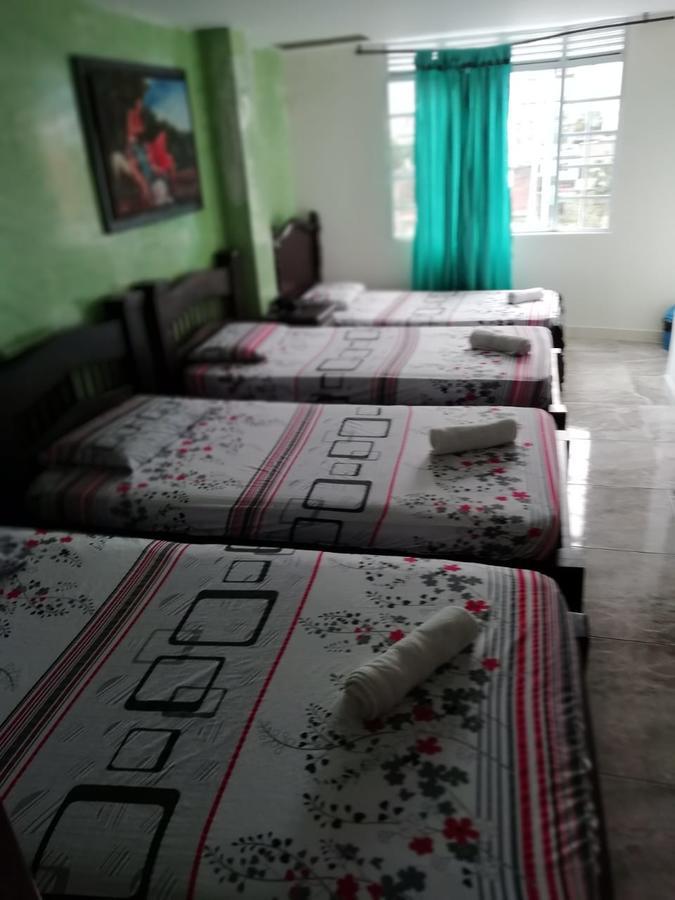 Hotel Emperatriz Armenia  Buitenkant foto
